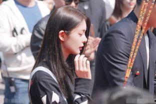 娱乐梁洁视频,笑点满满，魅力四射